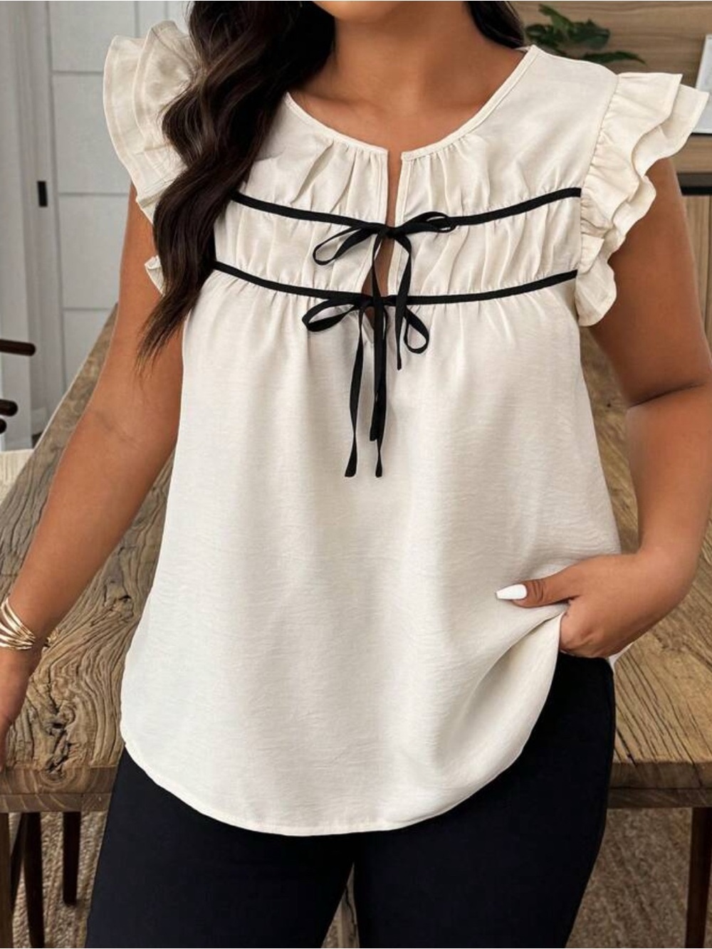 Women’s Cream Ruffle Sleeve Tie-Front Top